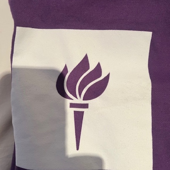 NYU Throw Blanket - Picture 5 of 5